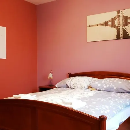 Villa W Korniku - Blisko Poznania Kórnik