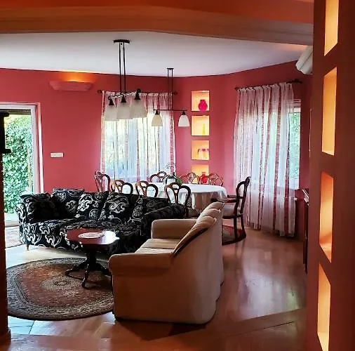 Villa W Korniku - Blisko Poznania Kornik